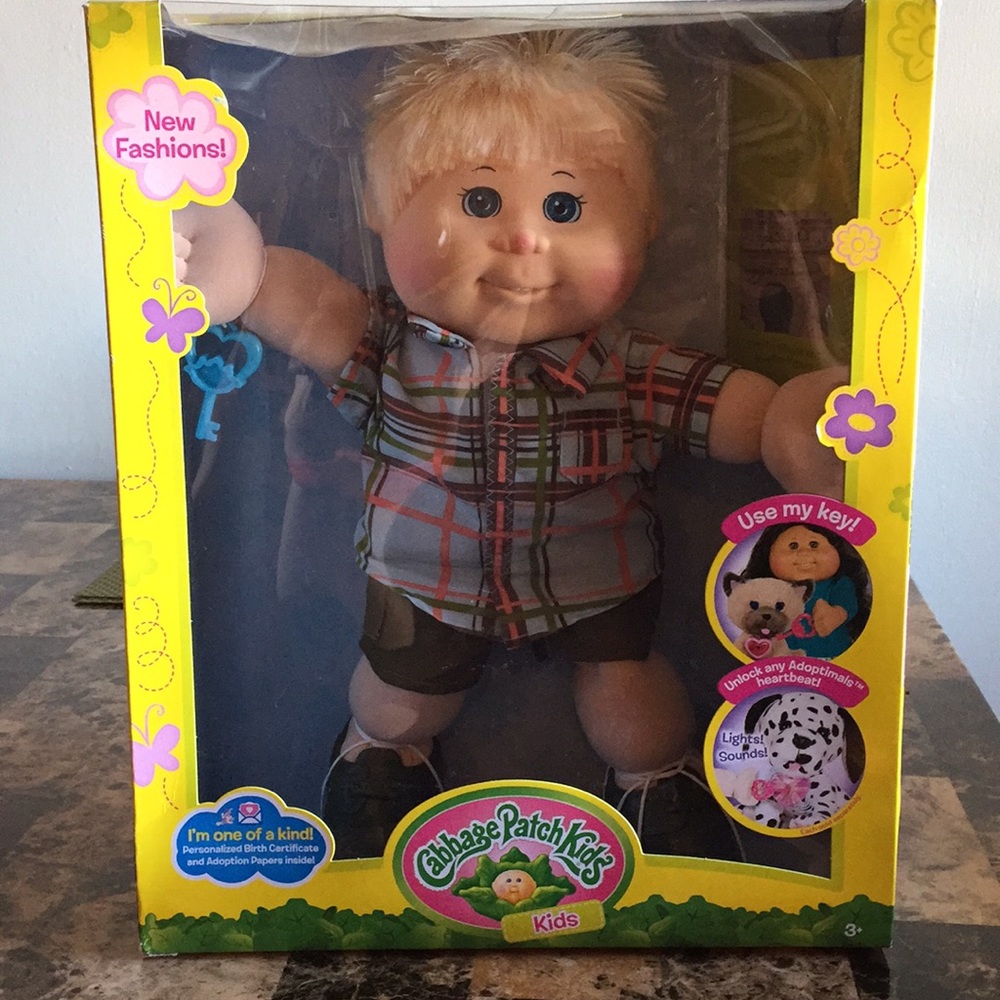 NEW -Collectible Cabbage Patch Kids( Layne Stuart)